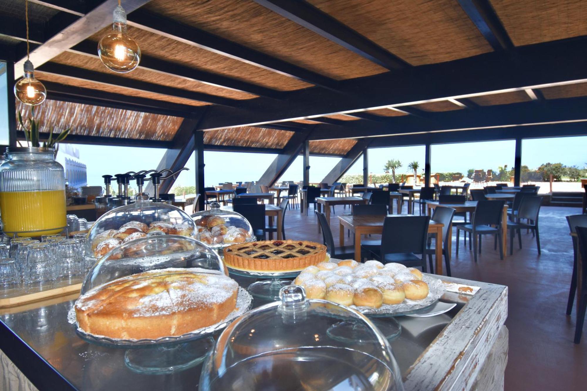 Cossyra Hotel Madonna Delle Grazie Exterior photo