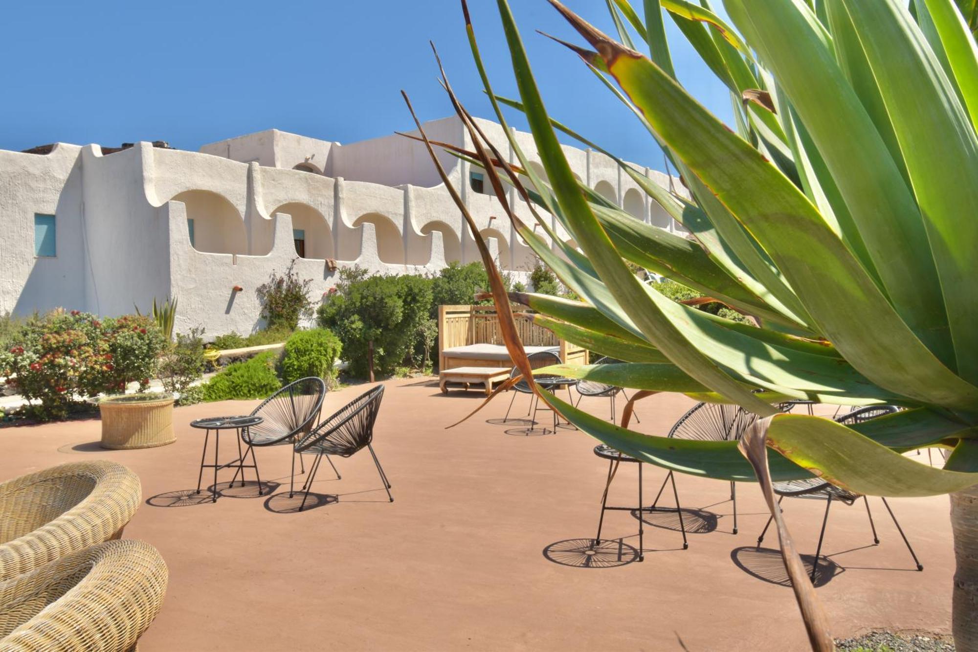 Cossyra Hotel Madonna Delle Grazie Exterior photo