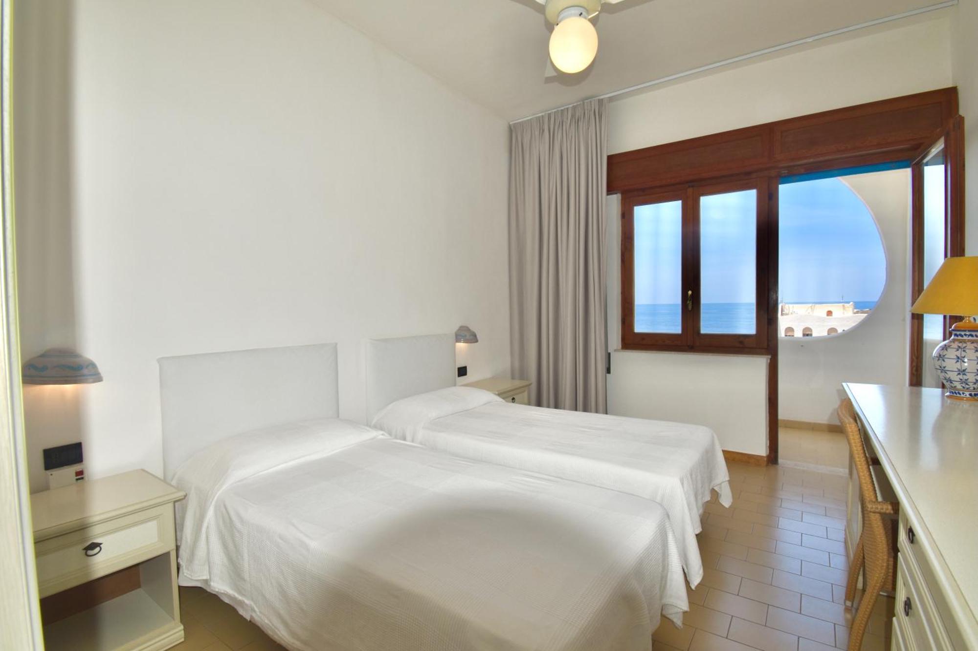 Cossyra Hotel Madonna Delle Grazie Exterior photo